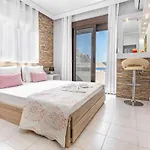 3- Sea View Luxury Suite In The Center Of Rhodes!